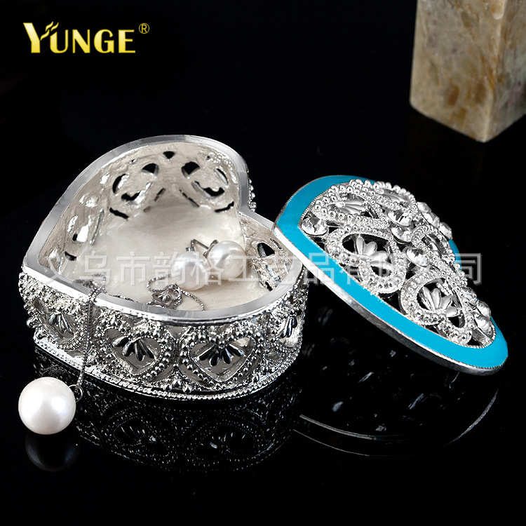 Birthday Gifts For Girls Creative Practical Gifts Silver-plated Diamond Metal Crafts Jewelry Box Factory Direct