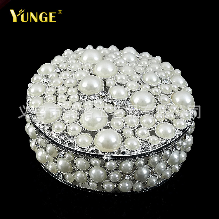 High-end Boutique Decoration Creative And Practical Wedding Gifts Handmade Pearl Metal Crafts Jewelry Box Wholesale