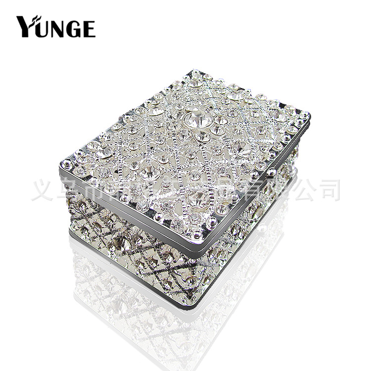 Send Customer Gifts Promotional Gifts Creative And Practical Silver Plated Diamond Metal Crafts Jewelry Box Direct
